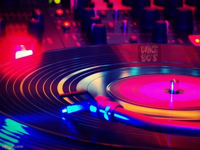 Serata Disco anni '90 con DJ Larry